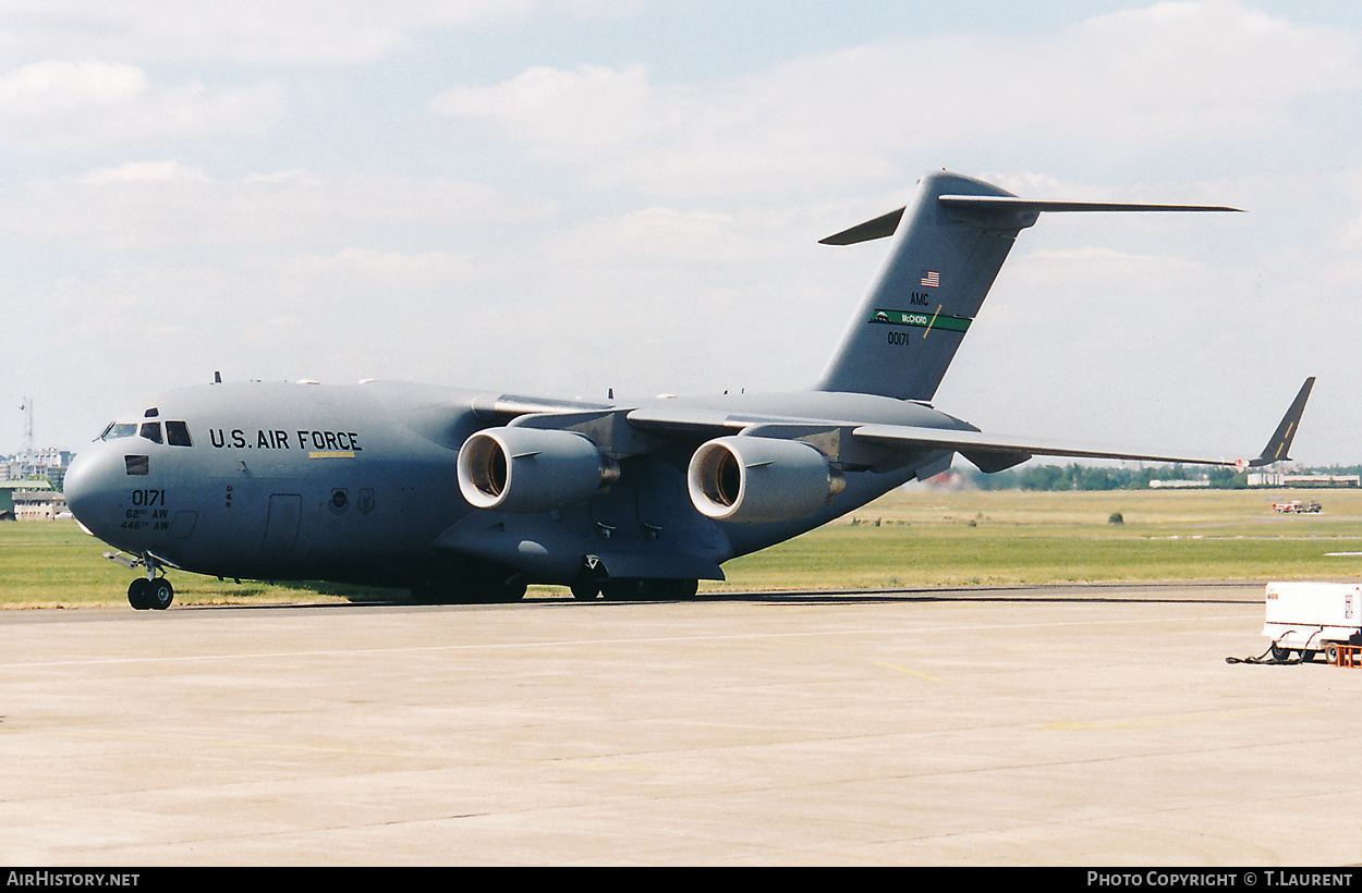 Aircraft Photo of 00-0171 / 00171 | Boeing C-17A Globemaster III | USA - Air Force | AirHistory.net #330097