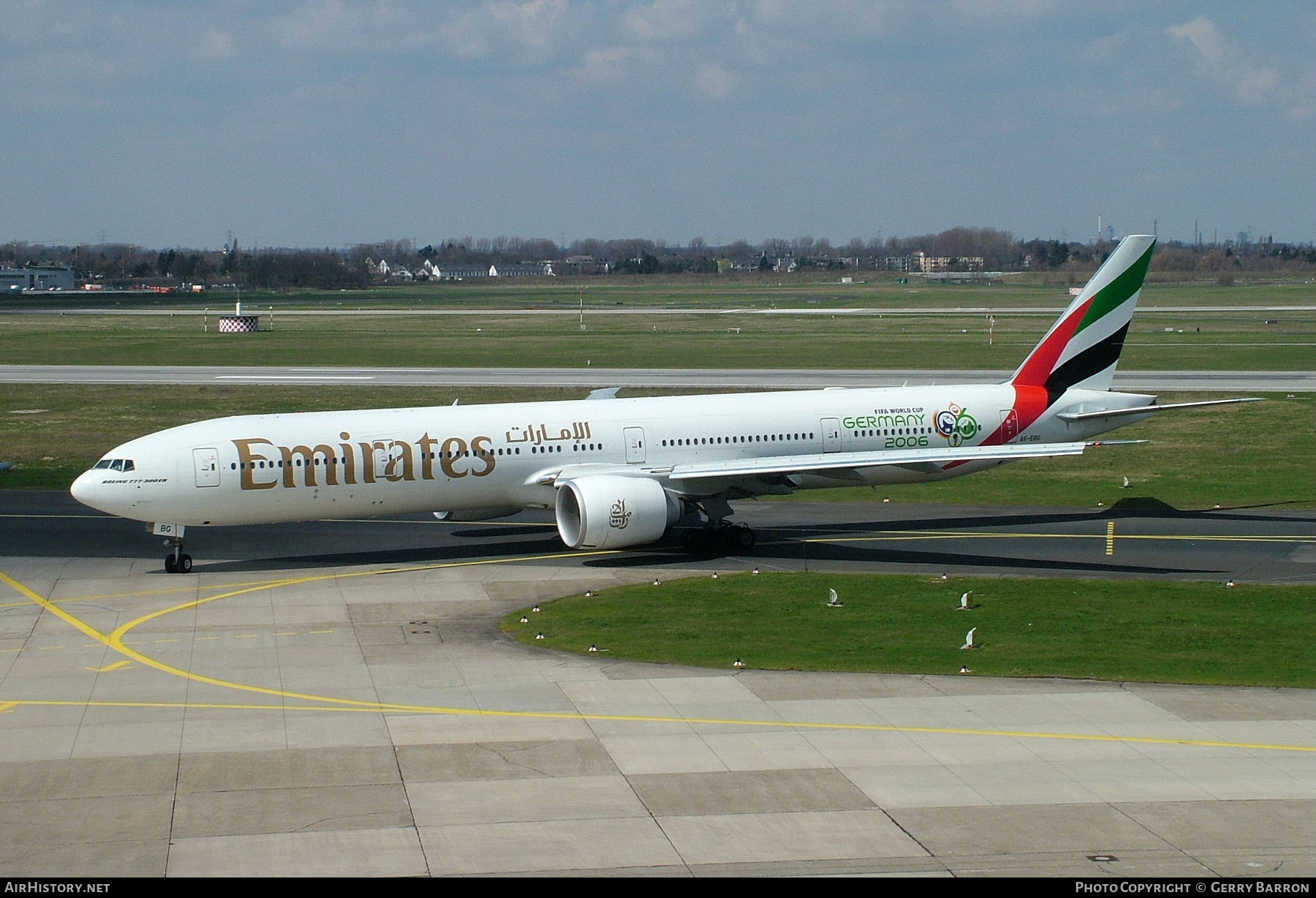 Aircraft Photo of A6-EBG | Boeing 777-36N/ER | Emirates | AirHistory.net #330250