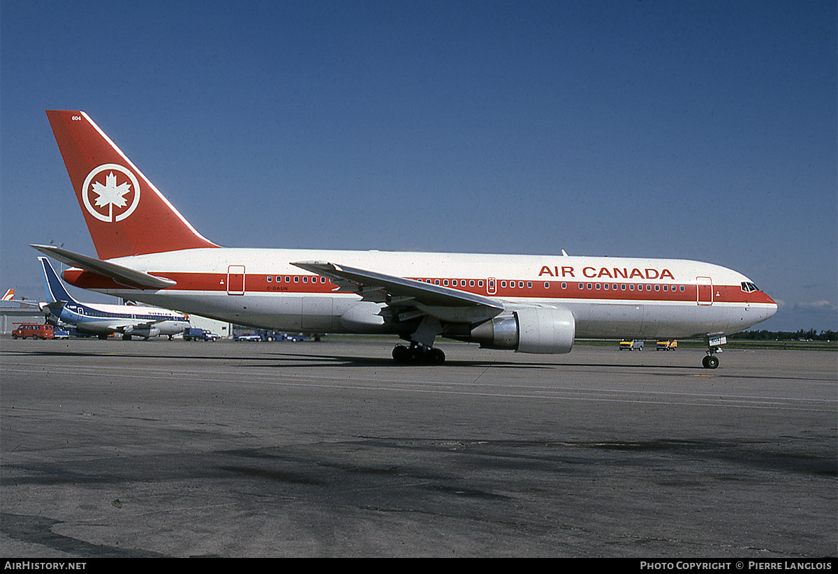 Aircraft Photo of C-GAUN | Boeing 767-233 | Air Canada | AirHistory.net #330261