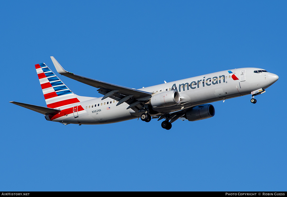 Aircraft Photo of N982NN | Boeing 737-823 | American Airlines | AirHistory.net #330297