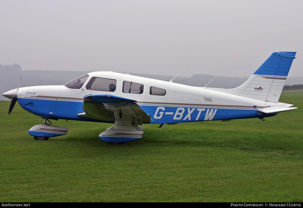 Aircraft Photo of G-BXTW | Piper PA-28-181 Archer III | AirHistory.net #330359