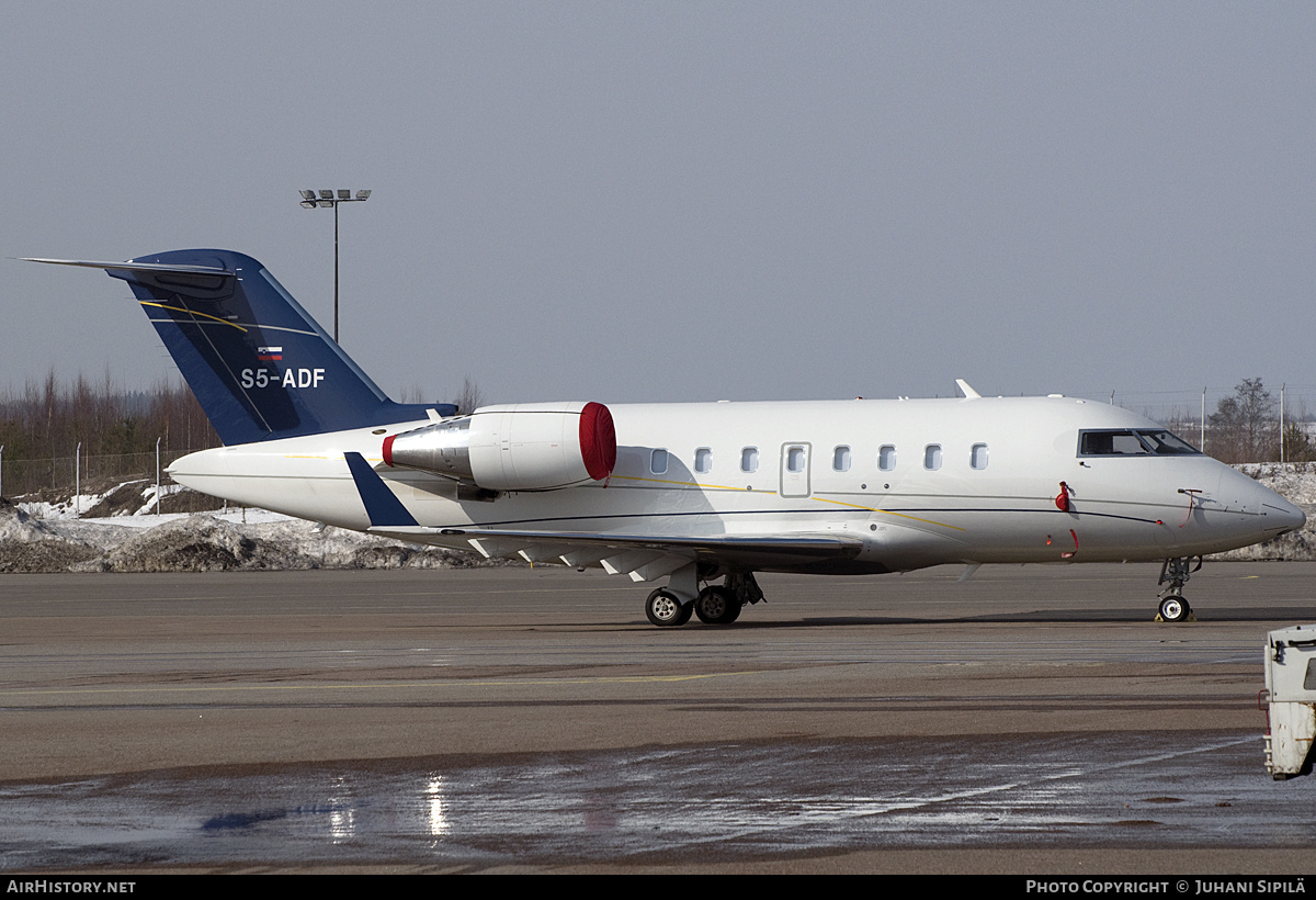 Aircraft Photo of S5-ADF | Bombardier Challenger 605 (CL-600-2B16) | Elit'Avia | AirHistory.net #330386