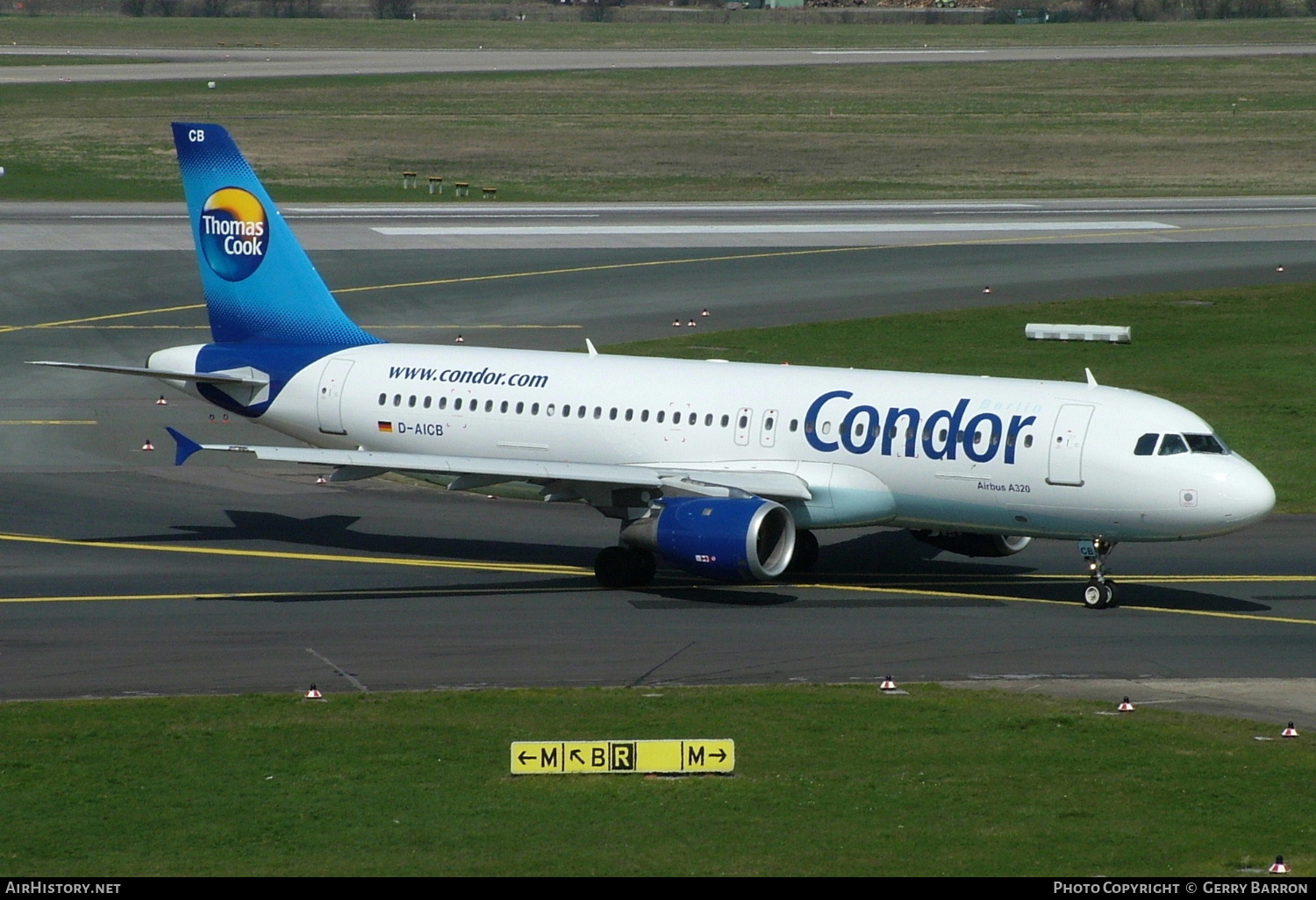 Aircraft Photo of D-AICB | Airbus A320-212 | Condor Berlin | AirHistory.net #330449