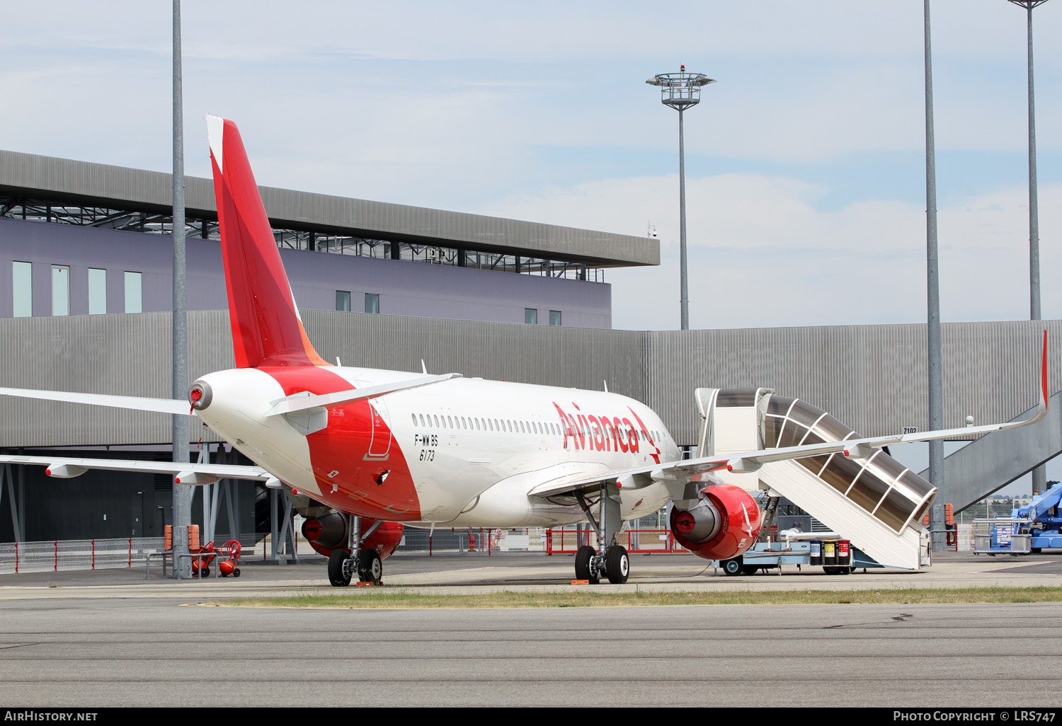 Aircraft Photo of F-WWBS | Airbus A320-214 | Avianca | AirHistory.net #330495