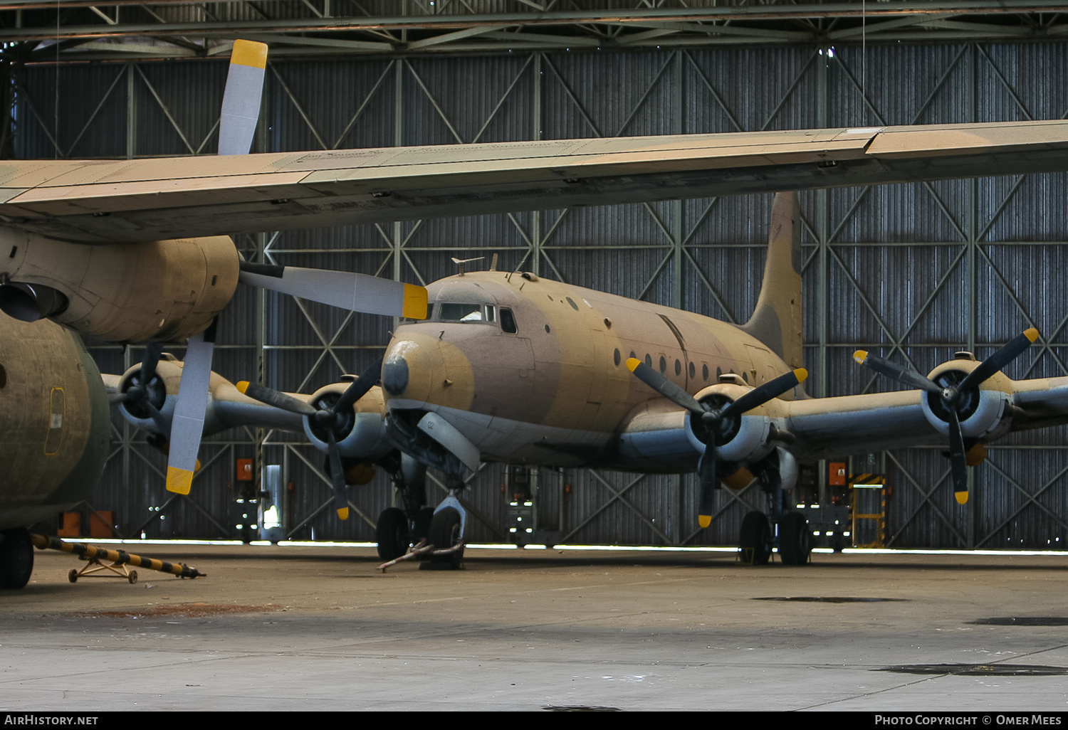 Aircraft Photo of 6902 | Douglas DC-4-1009 | South Africa - Air Force | AirHistory.net #330499