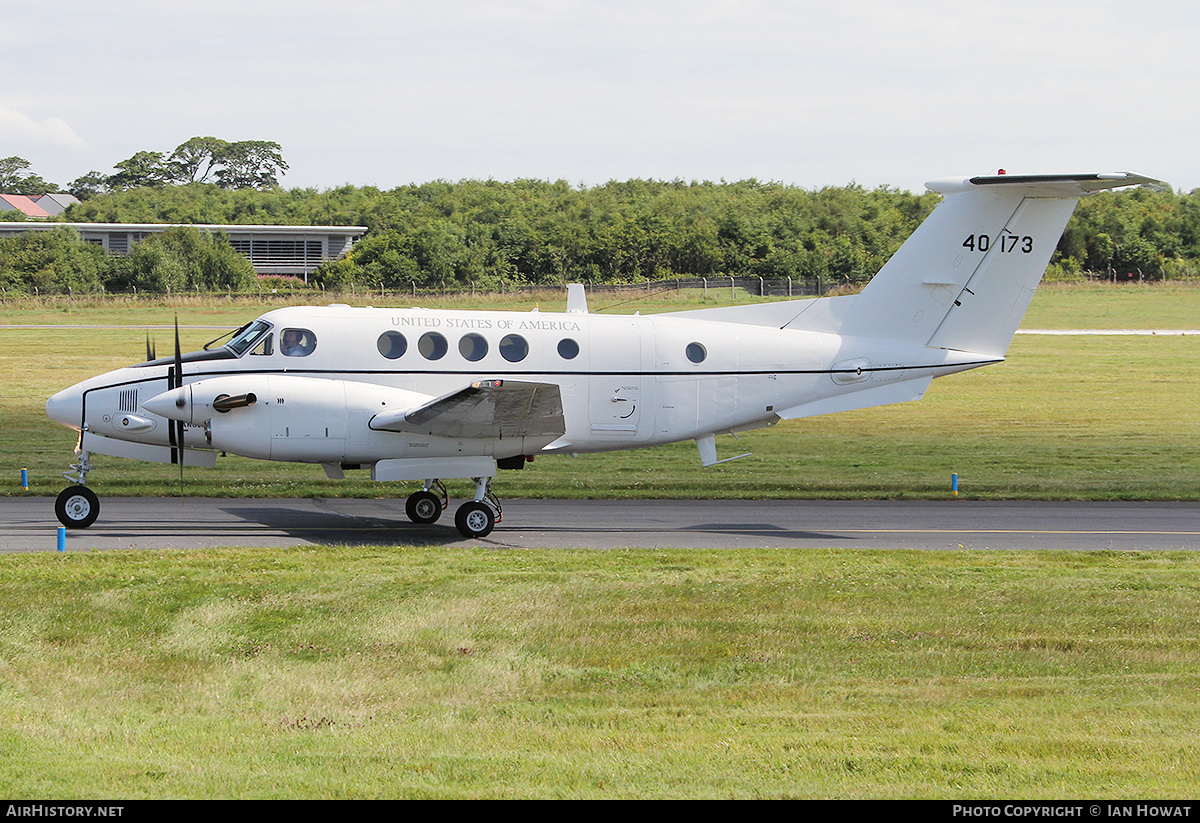 Aircraft Photo of 84-0173 / 40173 | Beech C-12U-3 Huron (B200C) | USA - Army | AirHistory.net #330512