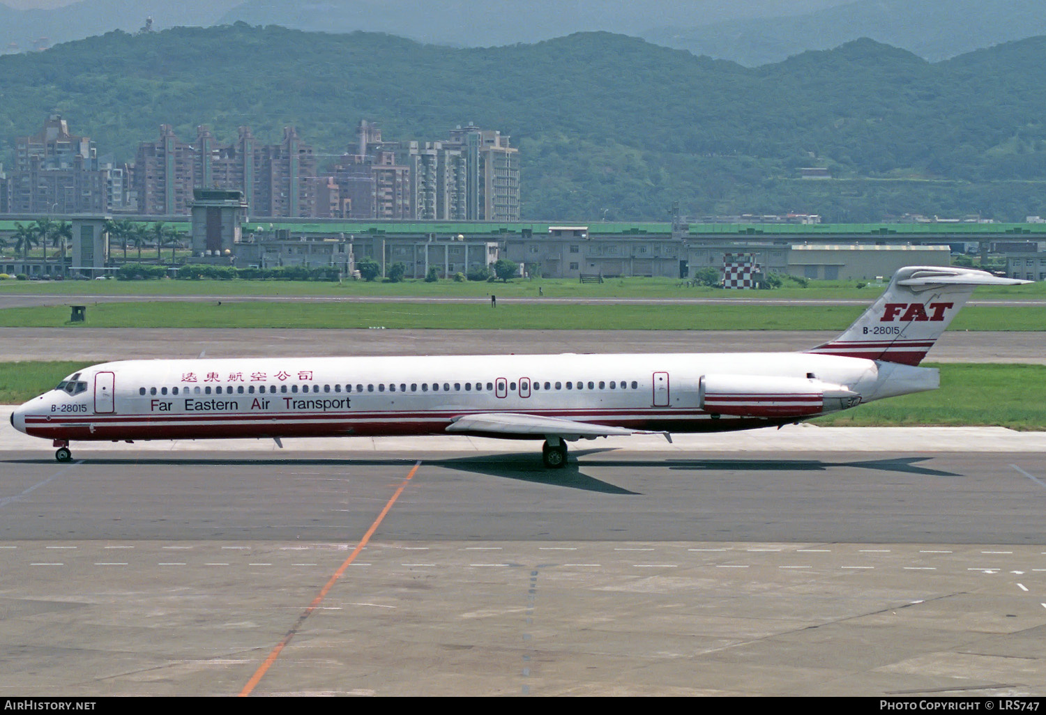 Aircraft Photo of B-28015 | McDonnell Douglas MD-83 (DC-9-83) | Far Eastern Air Transport - FAT | AirHistory.net #330557