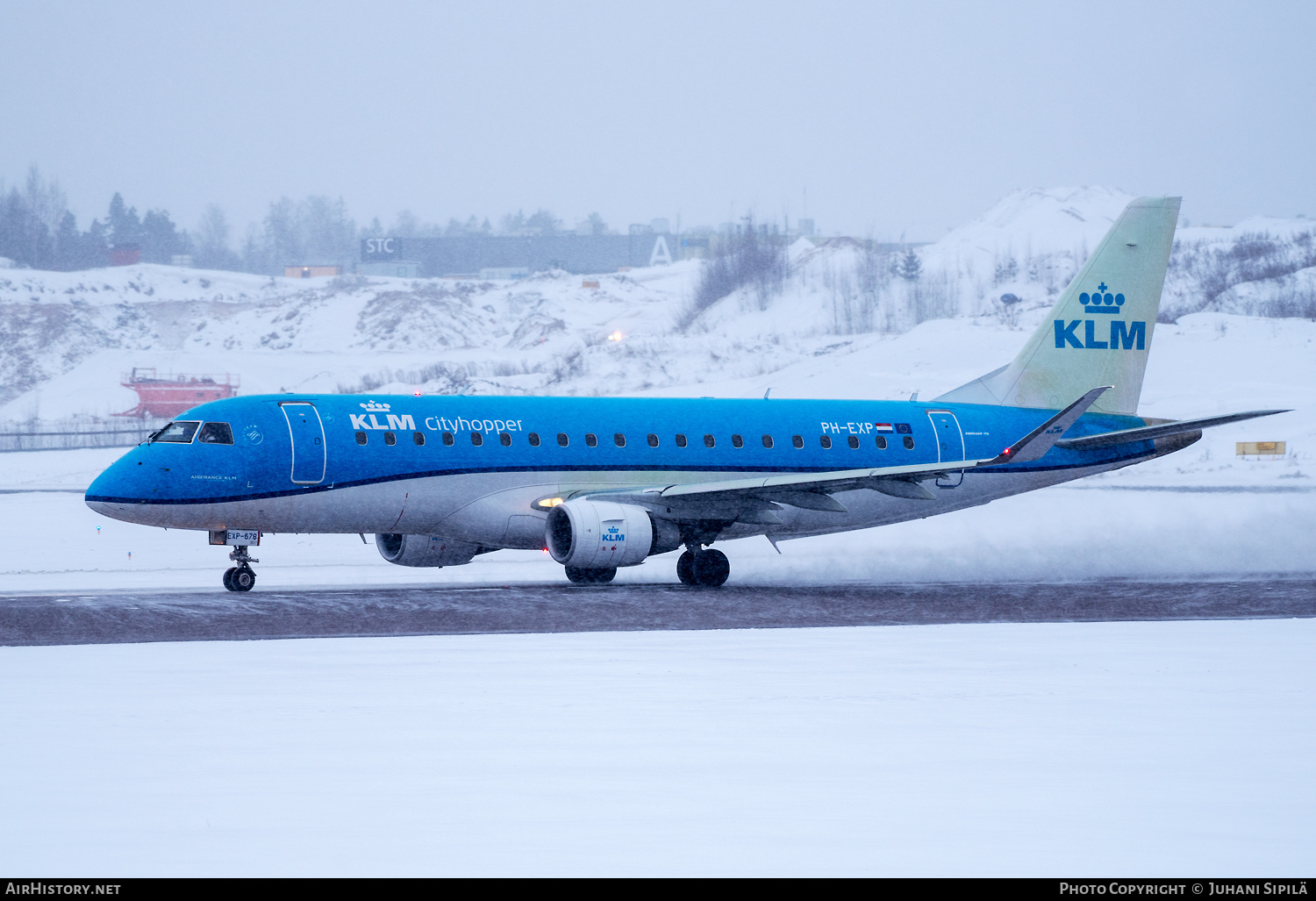 Aircraft Photo of PH-EXP | Embraer 175STD (ERJ-170-200STD) | KLM Cityhopper | AirHistory.net #330635