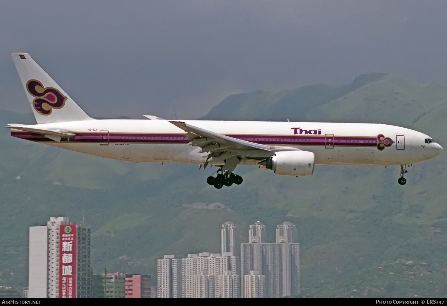 Aircraft Photo of HS-TJA | Boeing 777-2D7 | Thai Airways International | AirHistory.net #330728