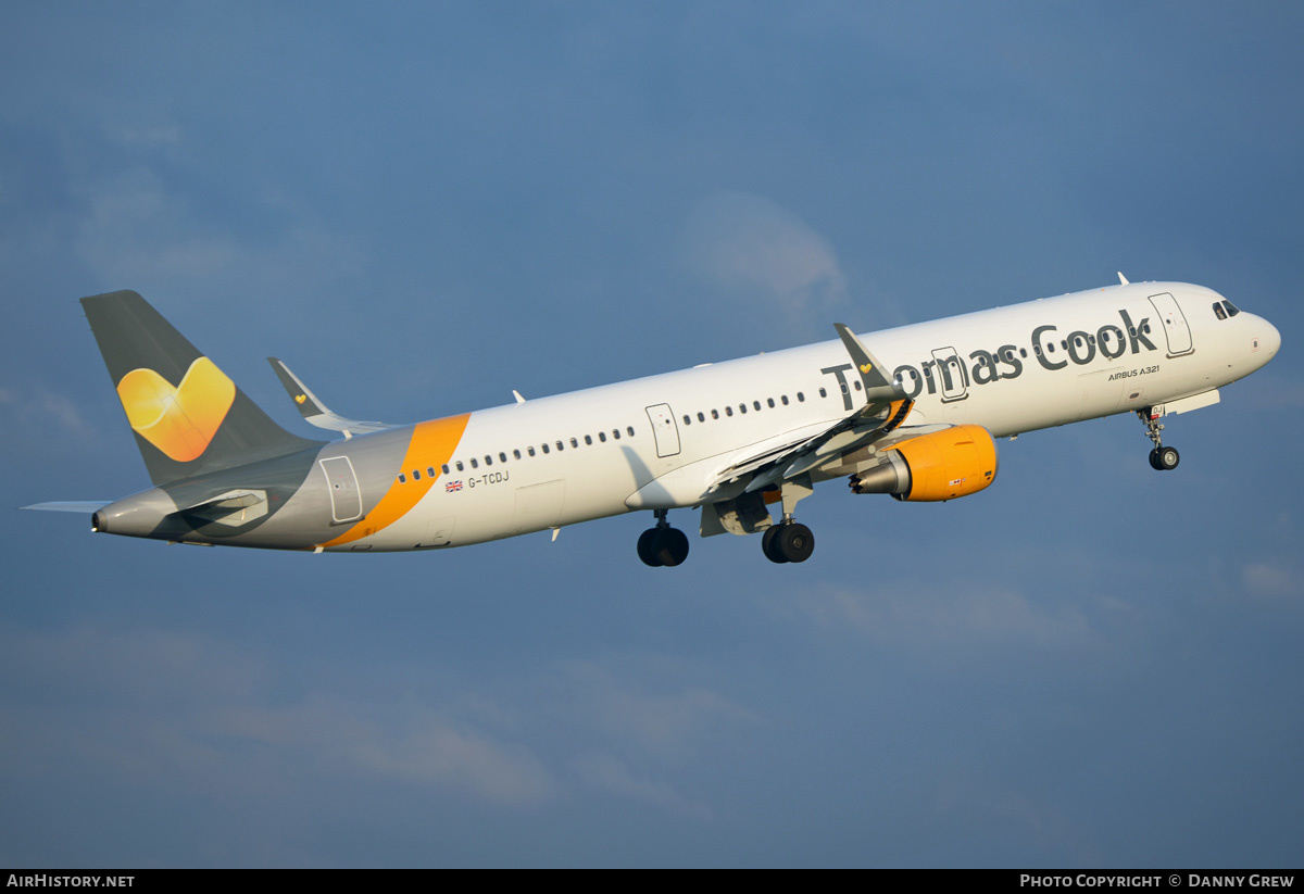 Aircraft Photo of G-TCDJ | Airbus A321-211 | Thomas Cook Airlines | AirHistory.net #330745