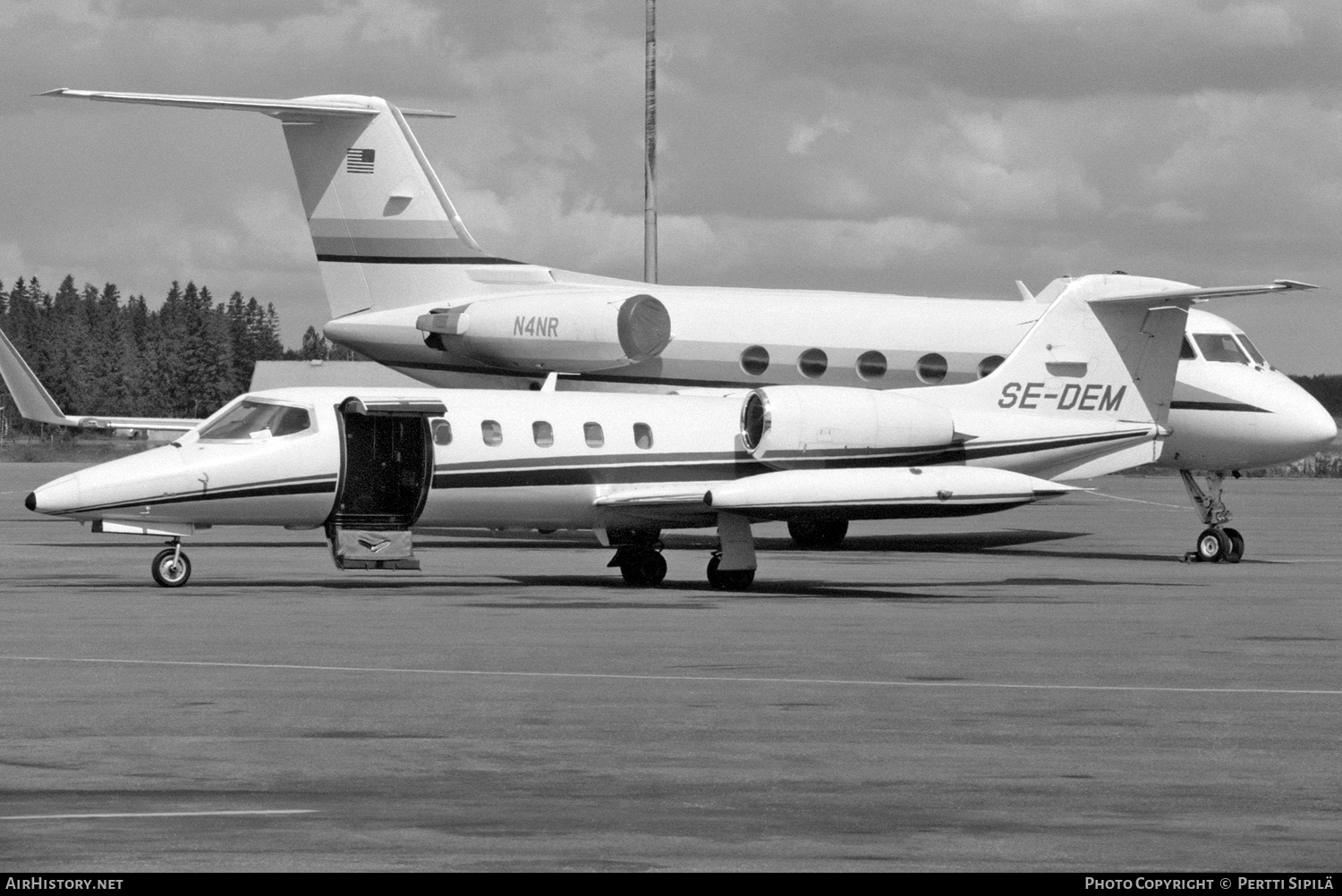 Aircraft Photo of SE-DEM | Gates Learjet 35A | AirHistory.net #330790