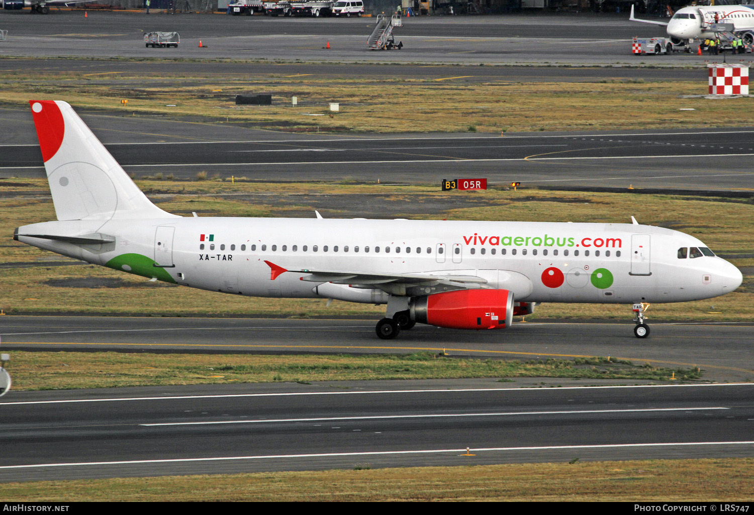 Aircraft Photo of XA-TAR | Airbus A320-232 | Viva Aerobús | AirHistory.net #330832