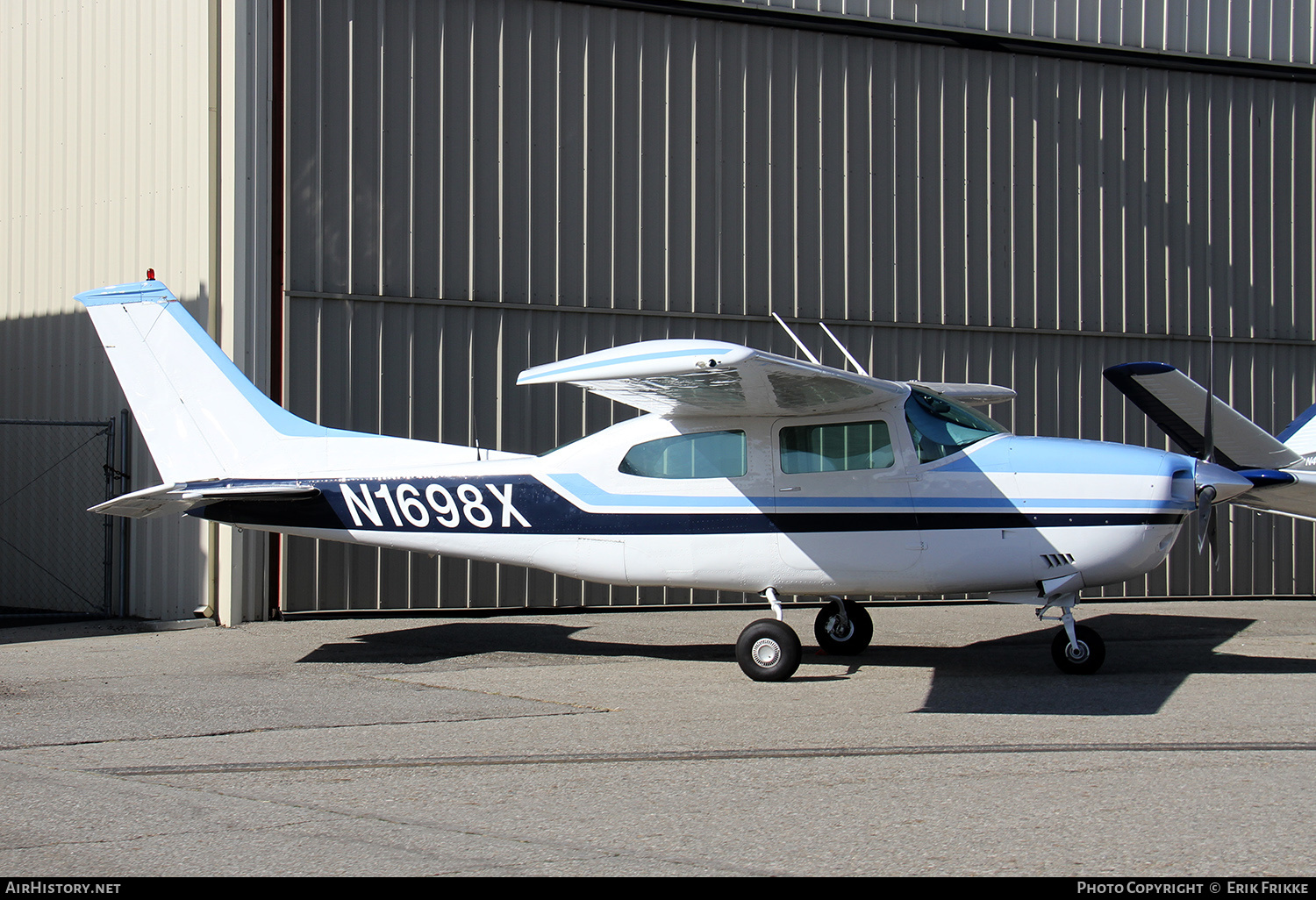 Aircraft Photo of N1698X | Cessna 210L Centurion | AirHistory.net #330882