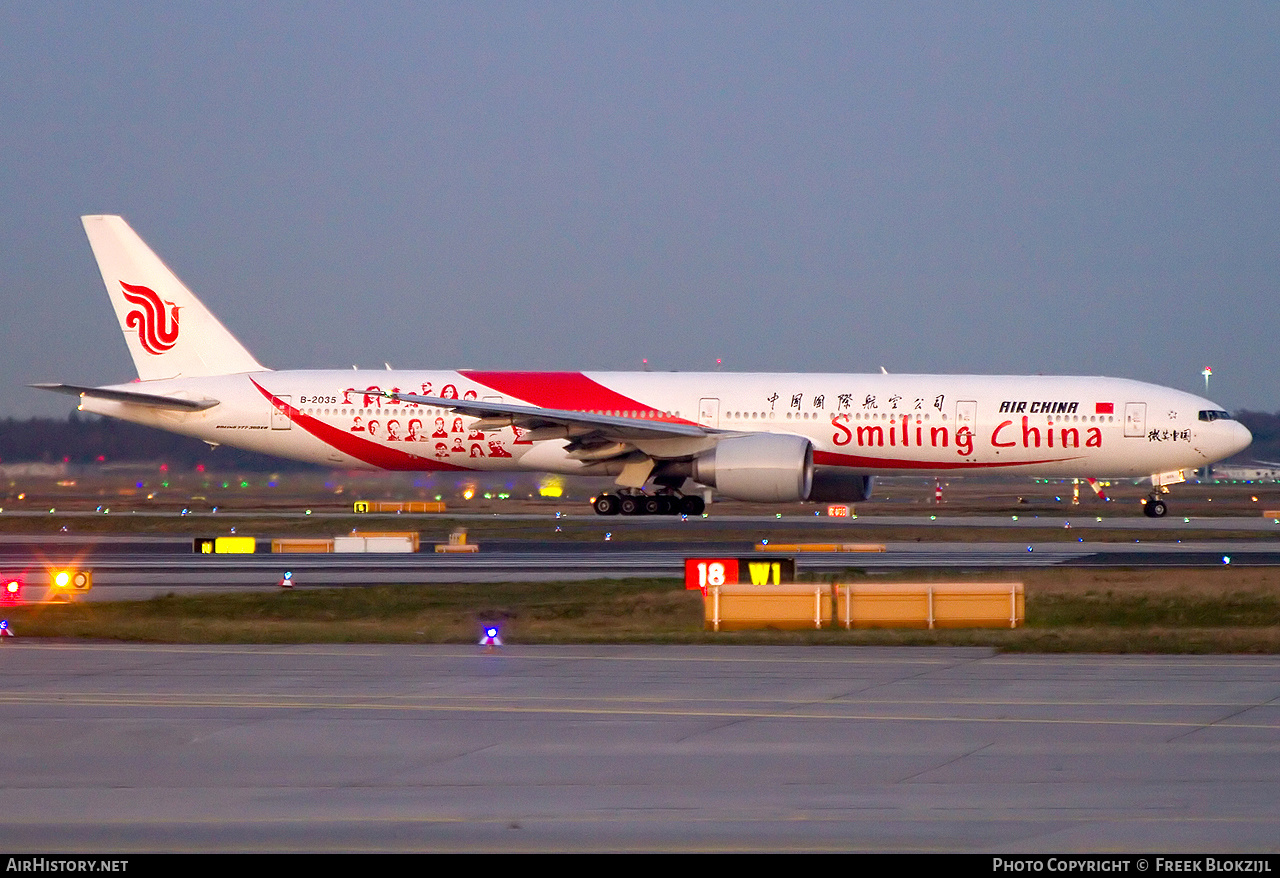 Aircraft Photo of B-2035 | Boeing 777-39L/ER | Air China | AirHistory.net #330912