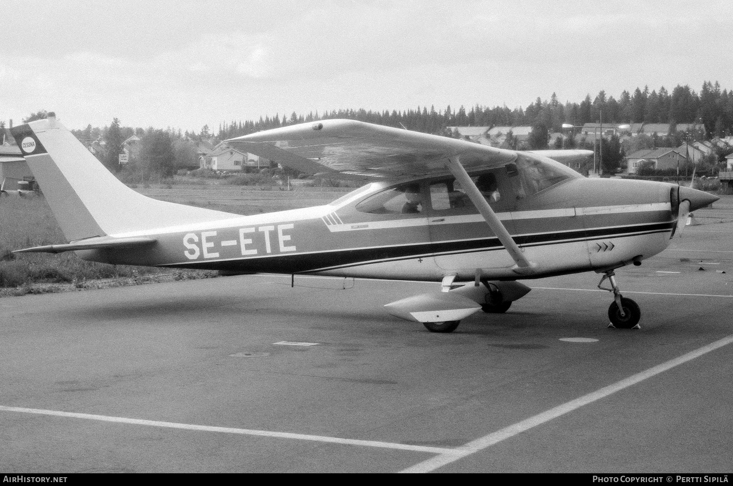 Aircraft Photo of SE-ETE | Cessna 182J Skylane | AirHistory.net #331126