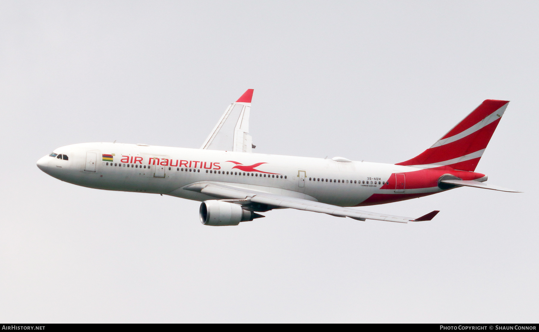 Aircraft Photo of 3B-NBM | Airbus A330-202 | Air Mauritius | AirHistory.net #331134