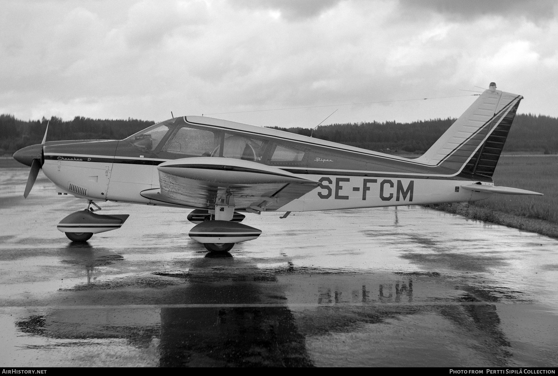 Aircraft Photo of SE-FCM | Piper PA-28-180 Cherokee D | AirHistory.net #331225