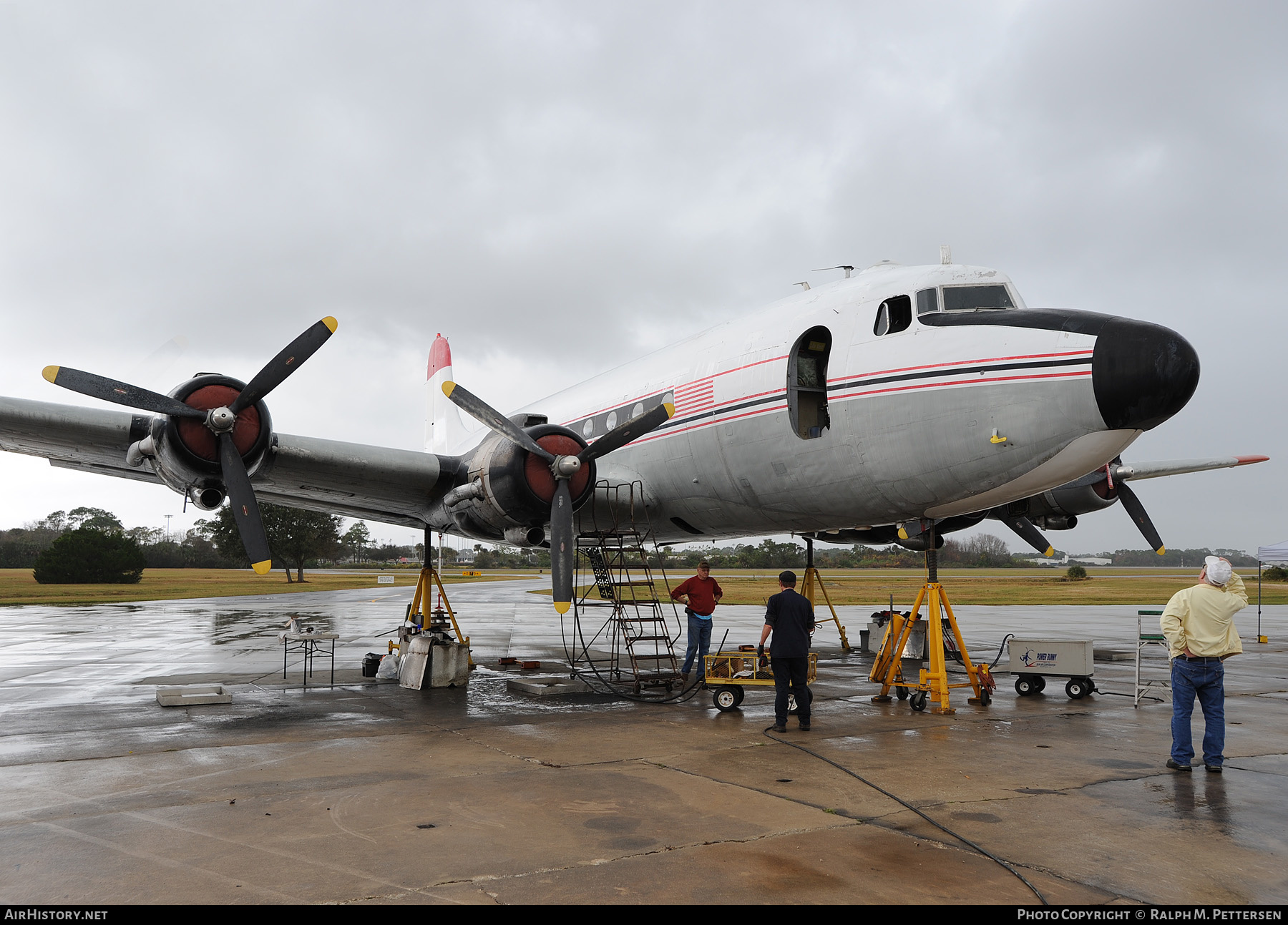 Aircraft Photo of N9015Q | Douglas C-54D Skymaster | AirHistory.net #331277