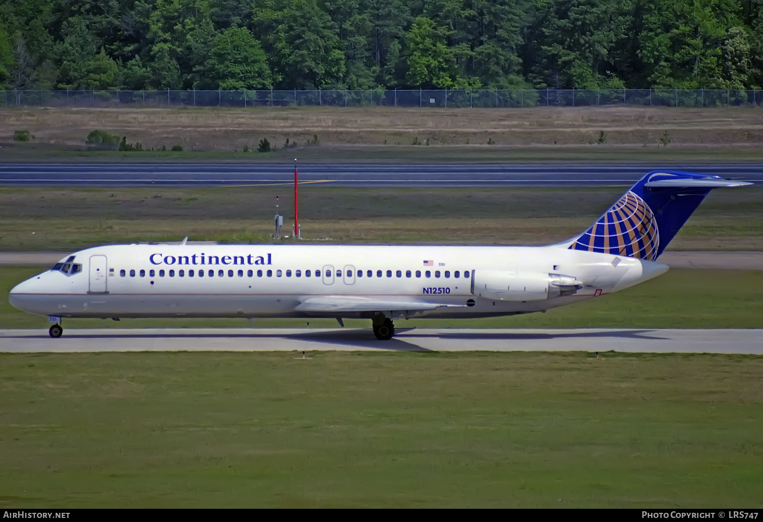 Aircraft Photo of N12510 | McDonnell Douglas DC-9-32 | Continental Airlines | AirHistory.net #331356