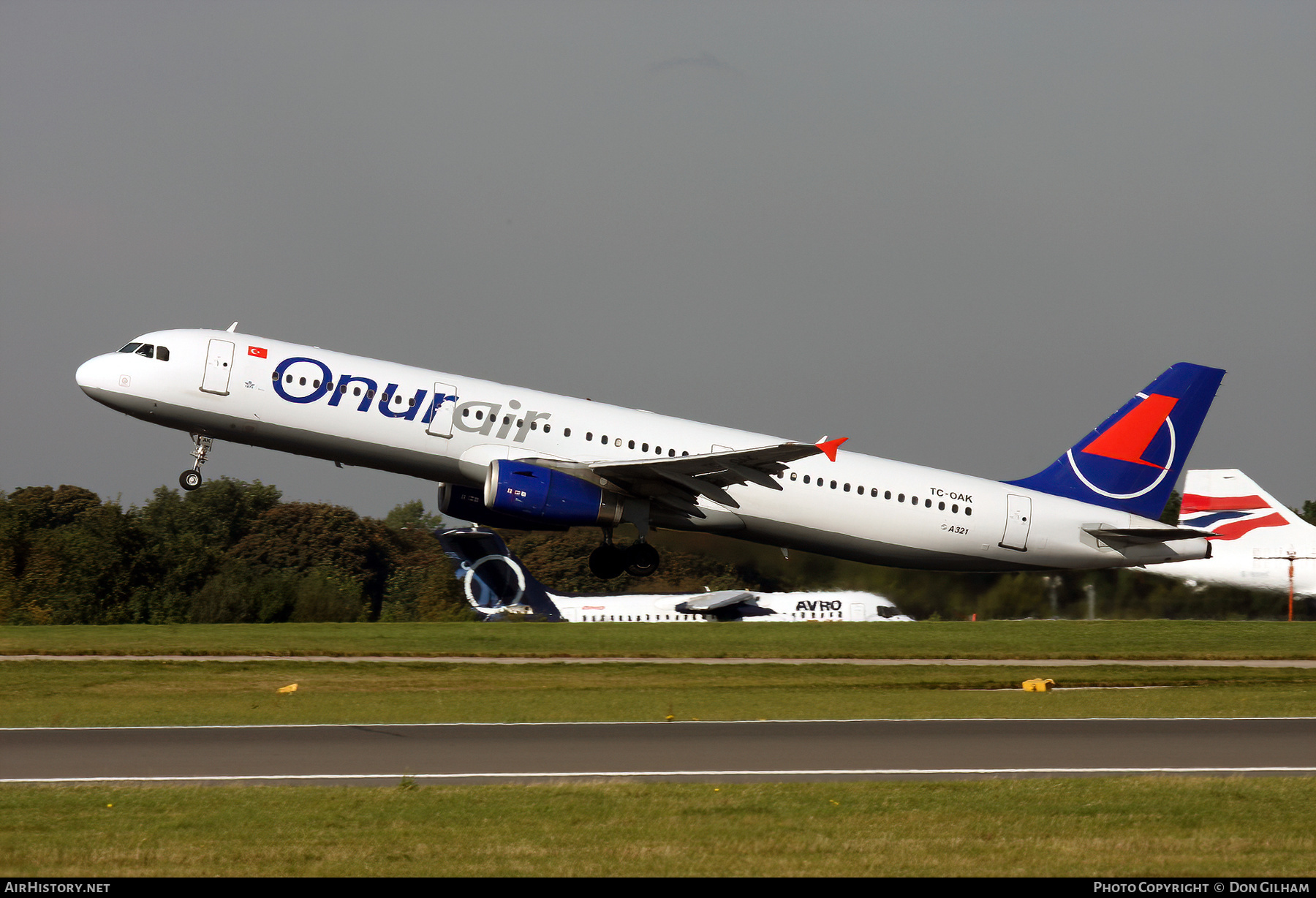 Aircraft Photo of TC-OAK | Airbus A321-231 | Onur Air | AirHistory.net #331372