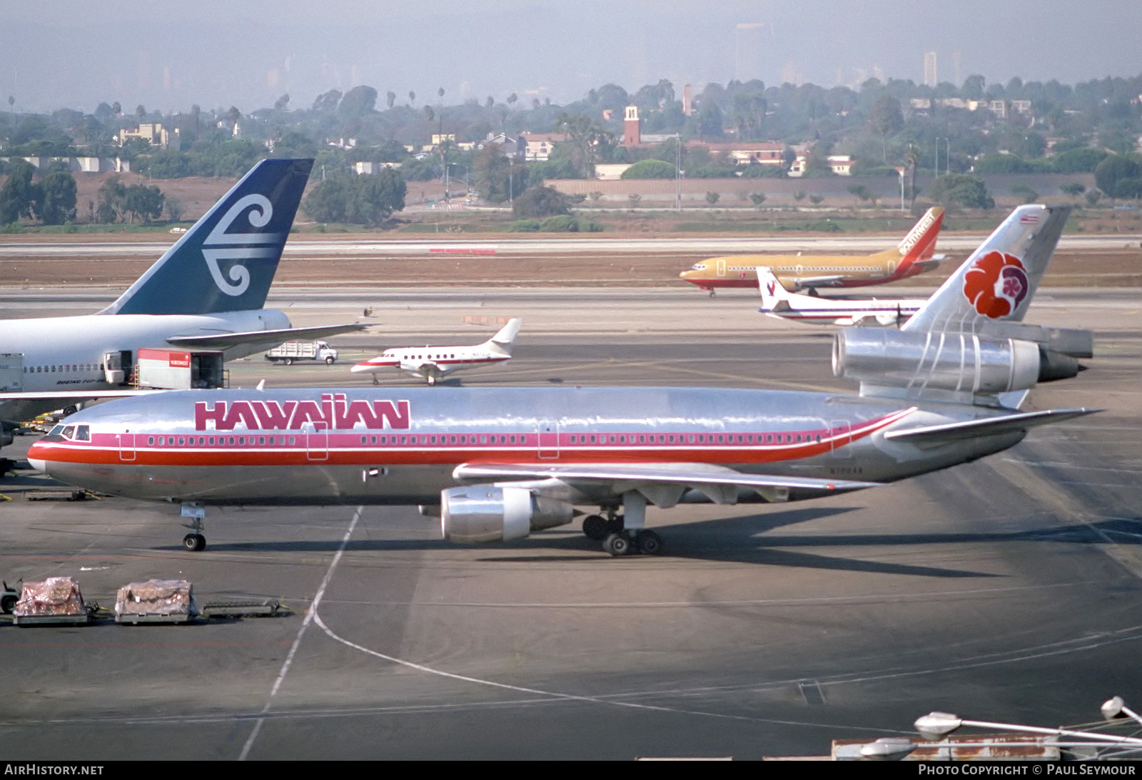 Aircraft Photo of N122AA | McDonnell Douglas DC-10-10 | Hawaiian Airlines | AirHistory.net #331481