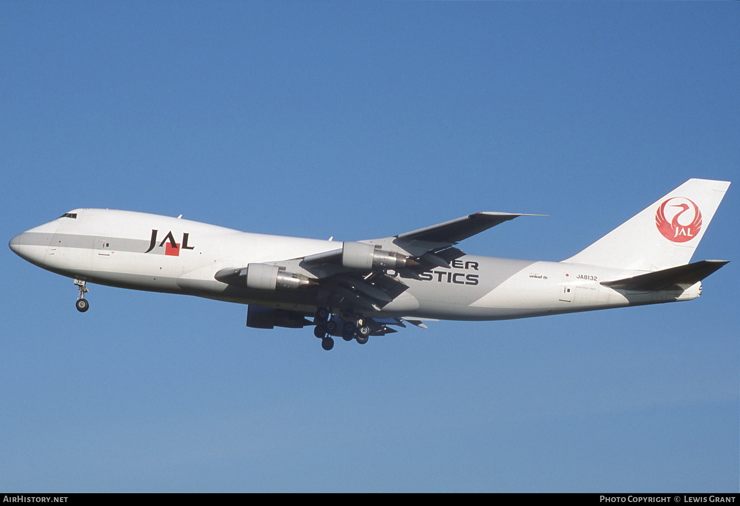 Aircraft Photo of JA8132 | Boeing 747-246F/SCD | Japan Airlines - JAL Super Logistics | AirHistory.net #331509