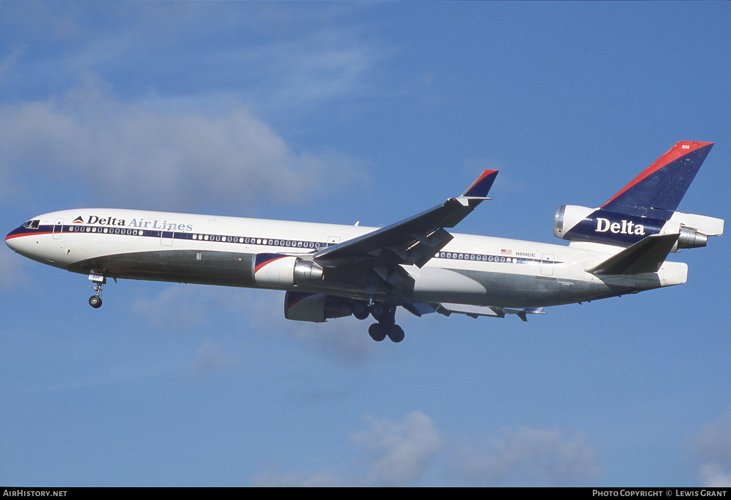 Aircraft Photo of N808DE | McDonnell Douglas MD-11 | Delta Air Lines | AirHistory.net #331512