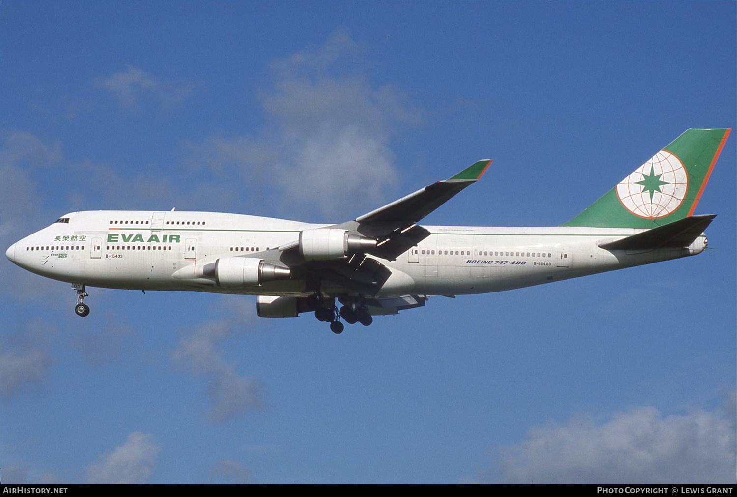 Aircraft Photo of B-16403 | Boeing 747-45EM | EVA Air | AirHistory.net #331513