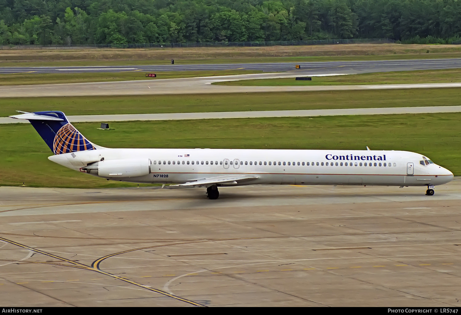 Aircraft Photo of N71828 | McDonnell Douglas MD-82 (DC-9-82) | Continental Airlines | AirHistory.net #331571