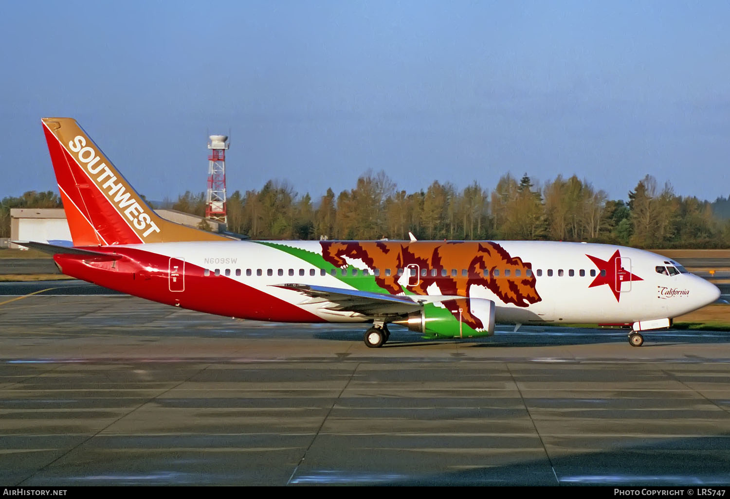Aircraft Photo of N609SW | Boeing 737-3H4 | Southwest Airlines | AirHistory.net #331799