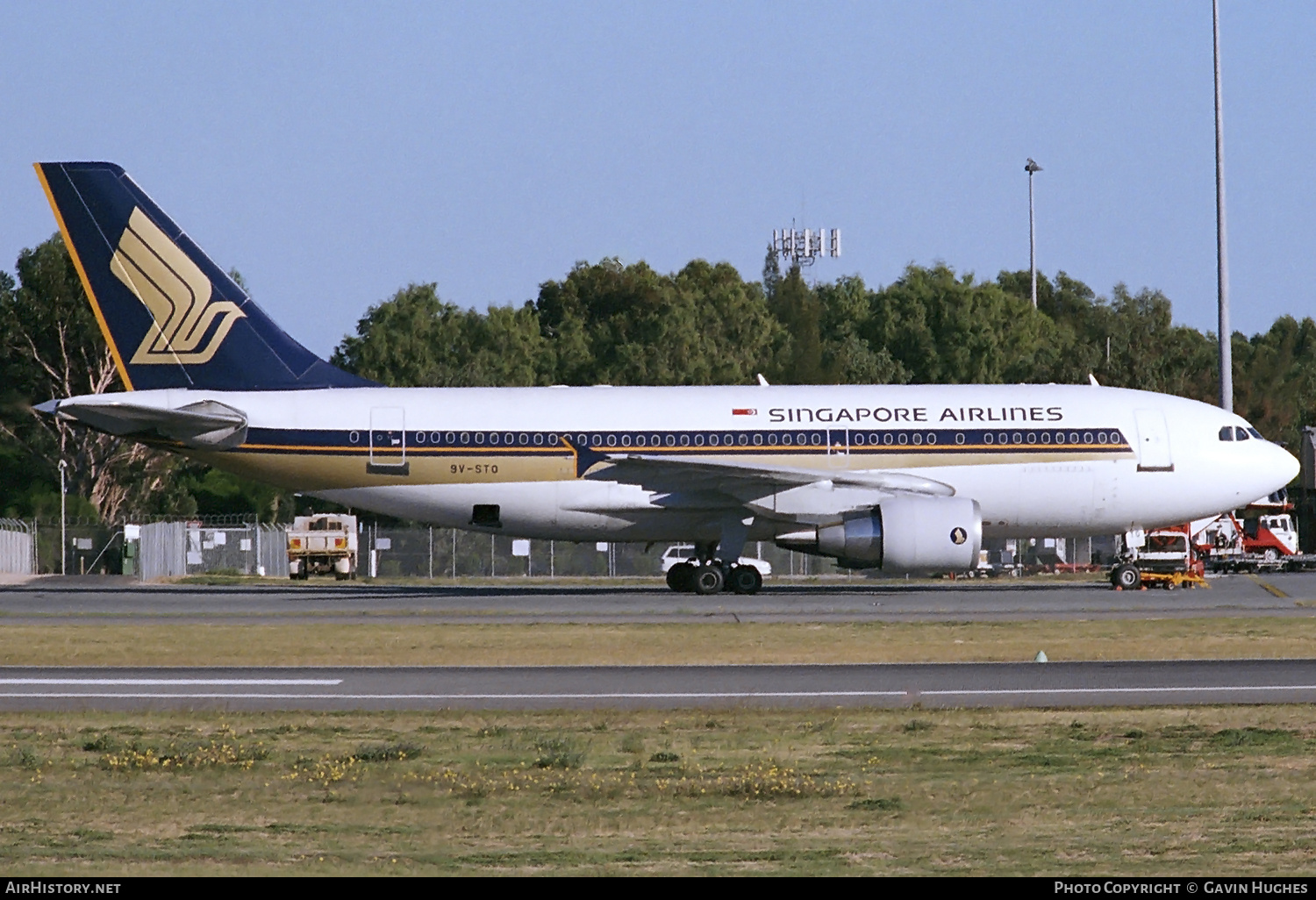 Aircraft Photo of 9V-STO | Airbus A310-324 | Singapore Airlines | AirHistory.net #332054