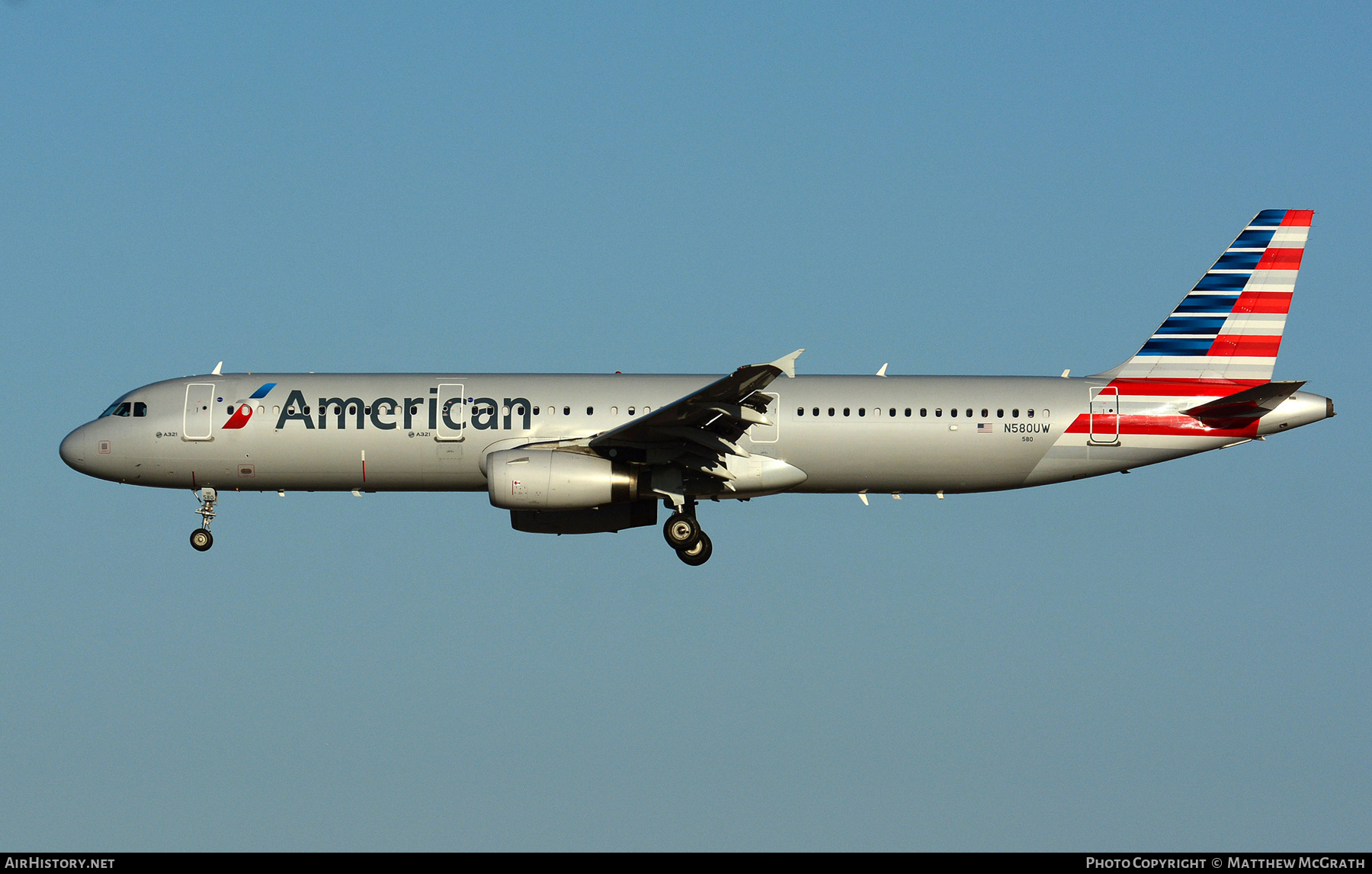 Aircraft Photo of N580UW | Airbus A321-231 | American Airlines | AirHistory.net #332056