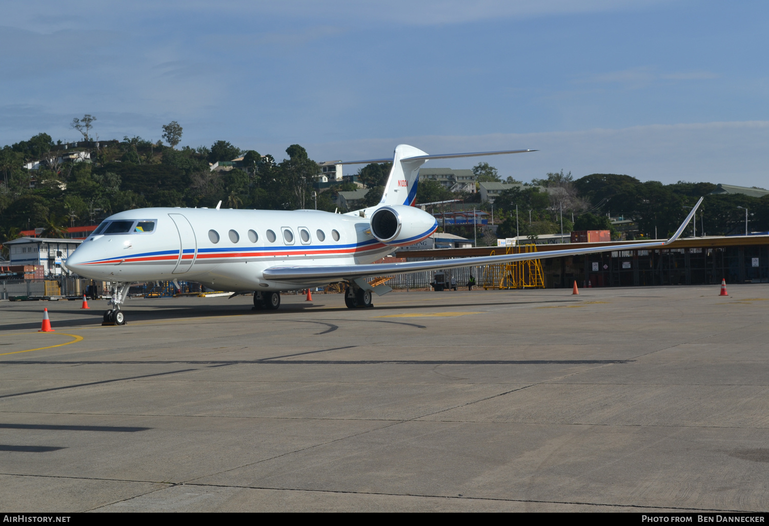 Aircraft Photo of N100A | Gulfstream Aerospace G650ER (G-VI) | AirHistory.net #332066