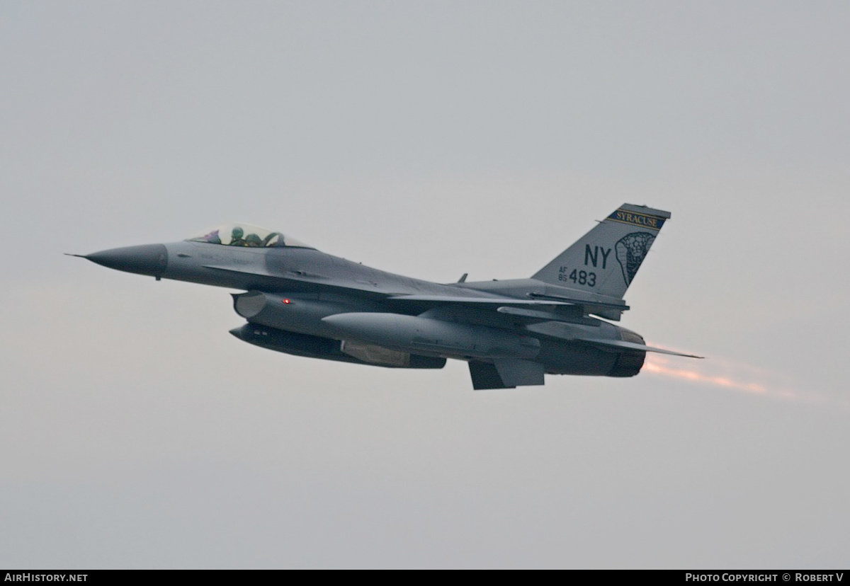 Aircraft Photo of 85-1483 / AF85-483 | General Dynamics F-16C Fighting Falcon | USA - Air Force | AirHistory.net #332069