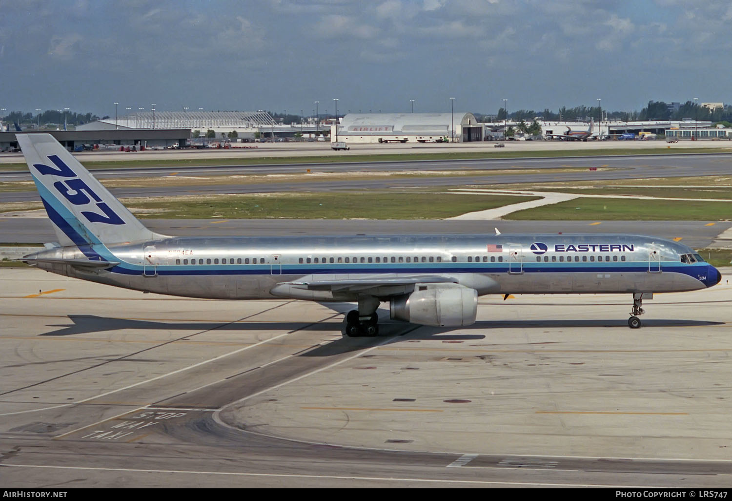 Aircraft Photo of N504EA | Boeing 757-225 | Eastern Air Lines | AirHistory.net #332170