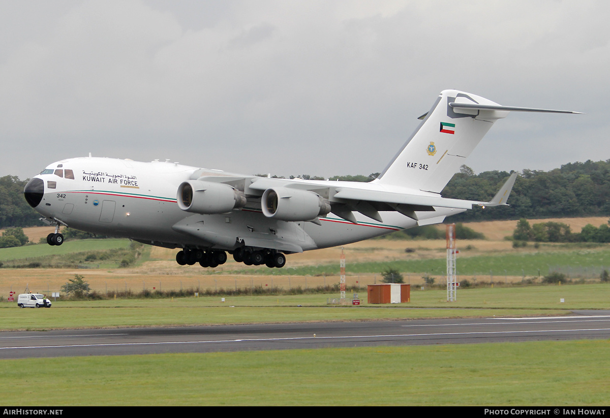 Aircraft Photo of KAF342 | Boeing C-17A Globemaster III | Kuwait - Air Force | AirHistory.net #332180