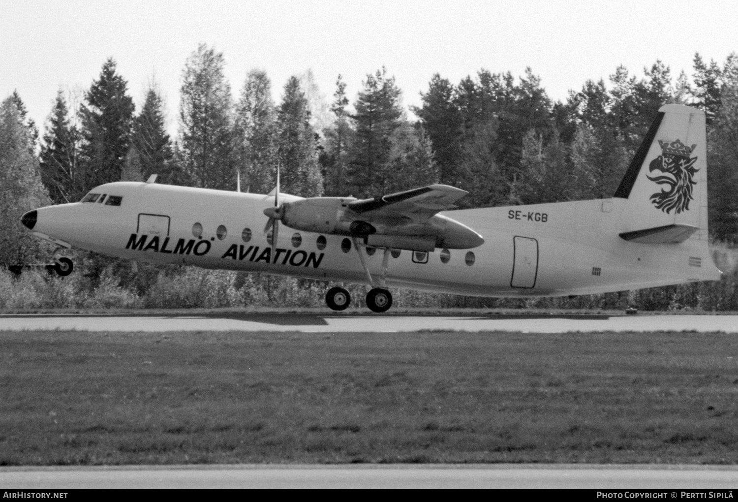Aircraft Photo of SE-KGB | Fairchild Hiller FH-227B | Malmö Aviation | AirHistory.net #332189
