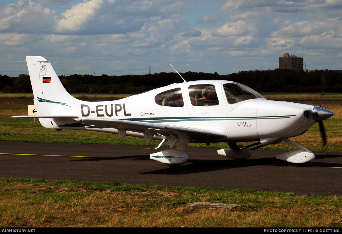 Aircraft Photo of D-EUPL | Cirrus SR-20 G1 | AirHistory.net #332305