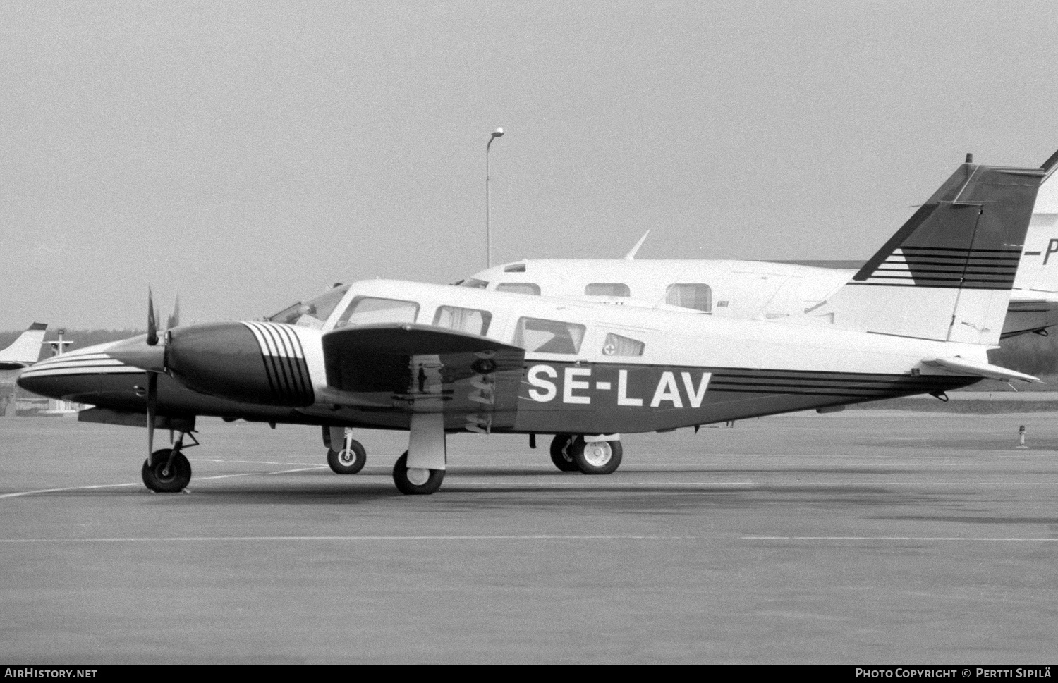 Aircraft Photo of SE-LAV | Piper PA-34-200T Seneca II | AirHistory.net #332457