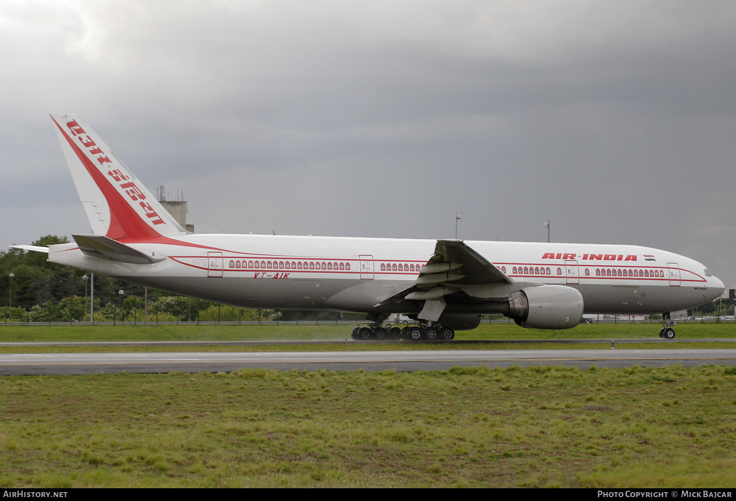 Aircraft Photo of VT-AIK | Boeing 777-222/ER | Air India | AirHistory.net #332480
