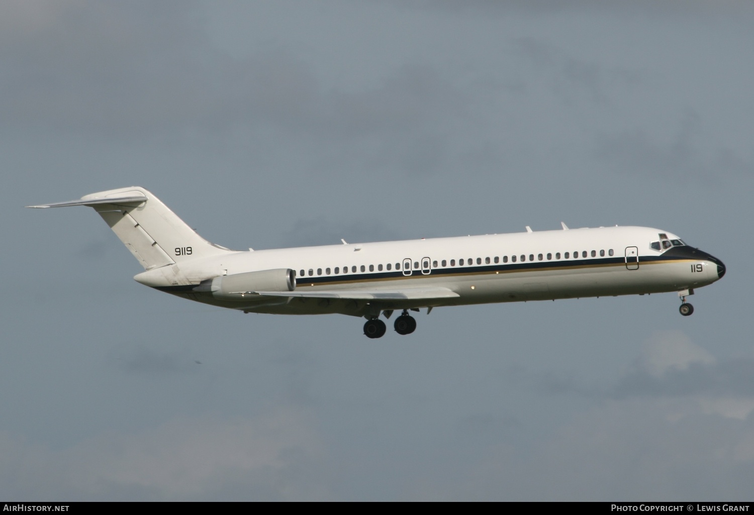 Aircraft Photo of 159119 / 9119 | McDonnell Douglas C-9B Skytrain II | USA - Navy | AirHistory.net #332483
