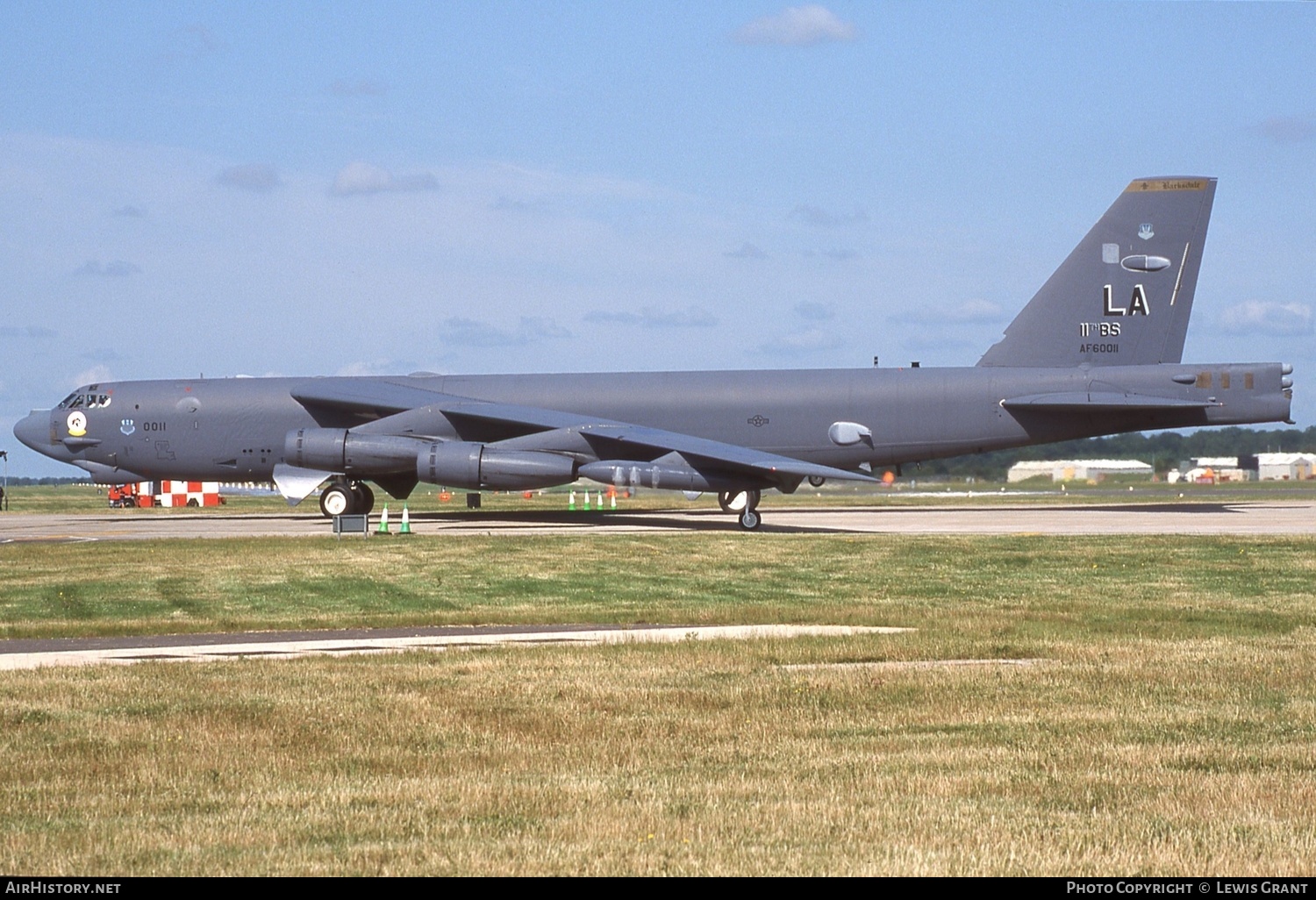 Aircraft Photo of 60-0011 / AF60-011 | Boeing B-52H Stratofortress | USA - Air Force | AirHistory.net #332502