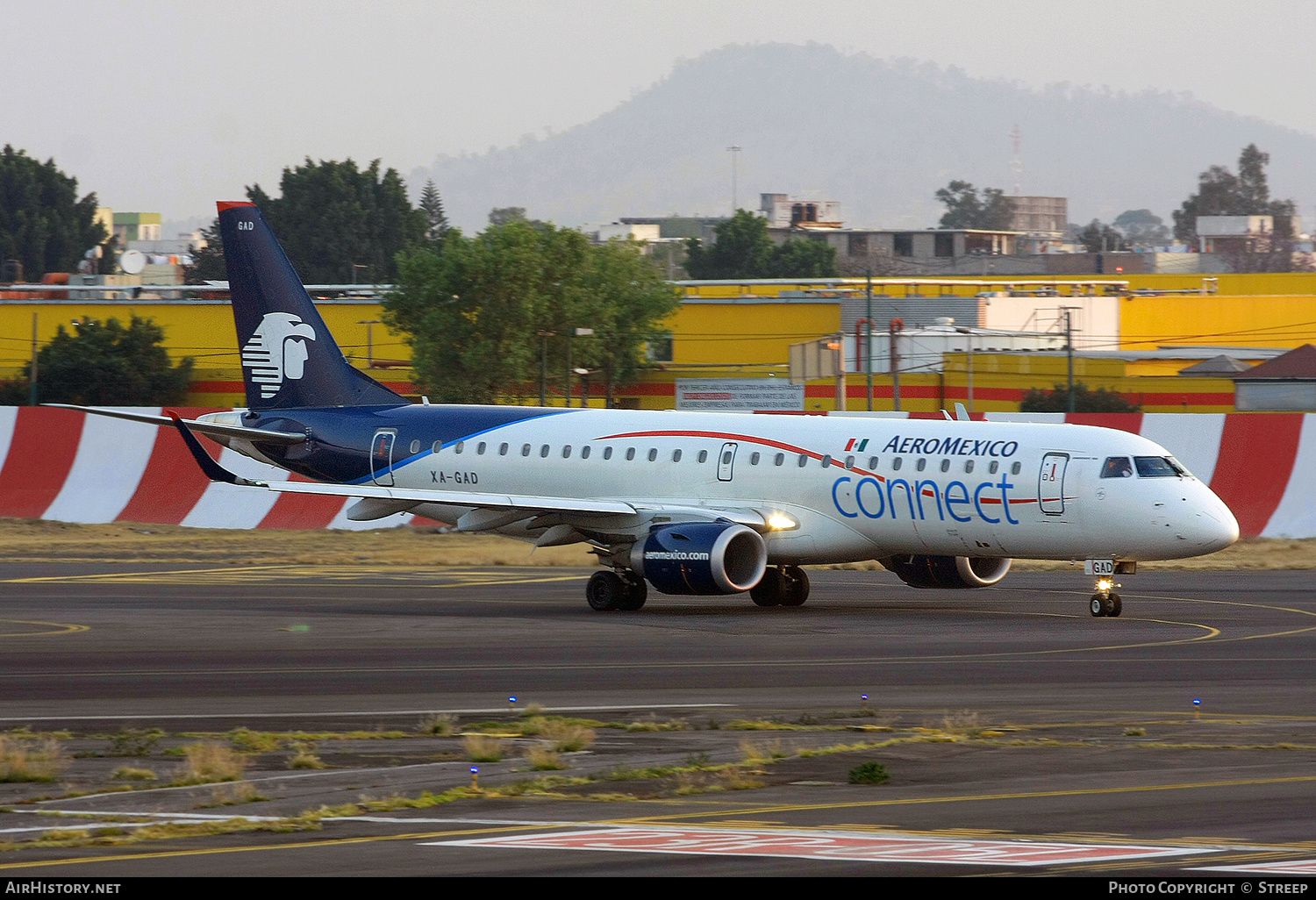 Aircraft Photo of XA-GAD | Embraer 190LR (ERJ-190-100LR) | AeroMéxico Connect | AirHistory.net #332542