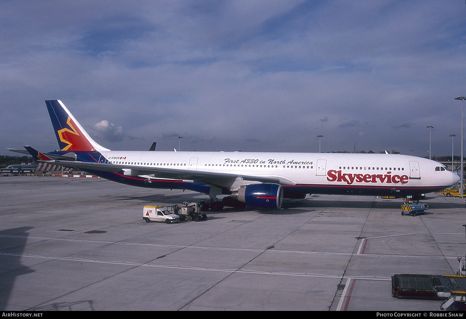 Aircraft Photo of C-FBUS | Airbus A330-322 | Skyservice Airlines | AirHistory.net #332556
