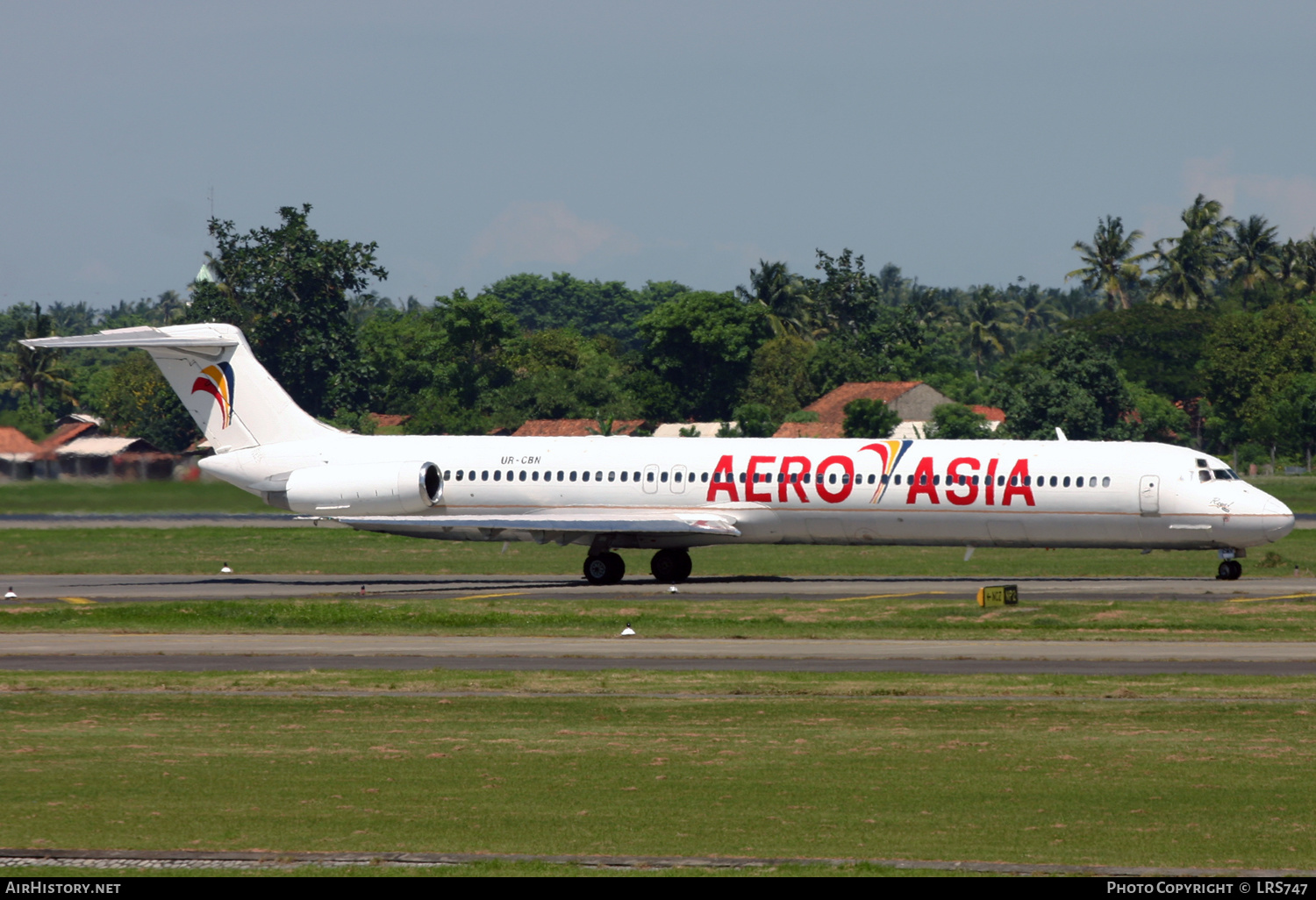 Aircraft Photo of UR-CBN | McDonnell Douglas MD-82 (DC-9-82) | Aero Asia | AirHistory.net #332611
