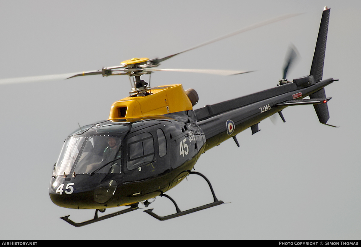 Aircraft Photo of ZJ245 | Eurocopter AS-350BB Squirrel HT1 | UK - Army | AirHistory.net #332691