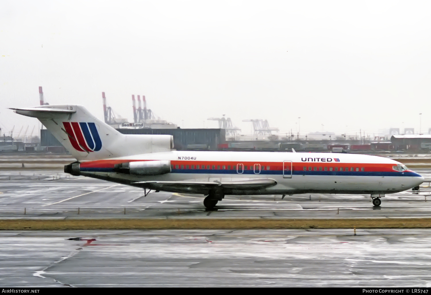 Aircraft Photo of N7004U | Boeing 727-22 | United Airlines | AirHistory.net #332846