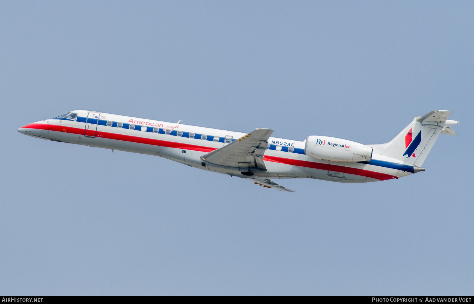 Aircraft Photo of N852AE | Embraer ERJ-140LR (EMB-135KL) | American Eagle | AirHistory.net #332874