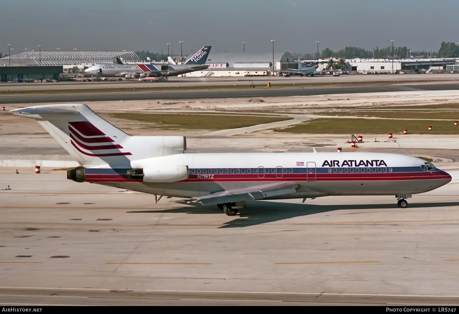 Aircraft Photo of N1187Z | Boeing 727-22 | Air Atlanta | AirHistory.net #332909