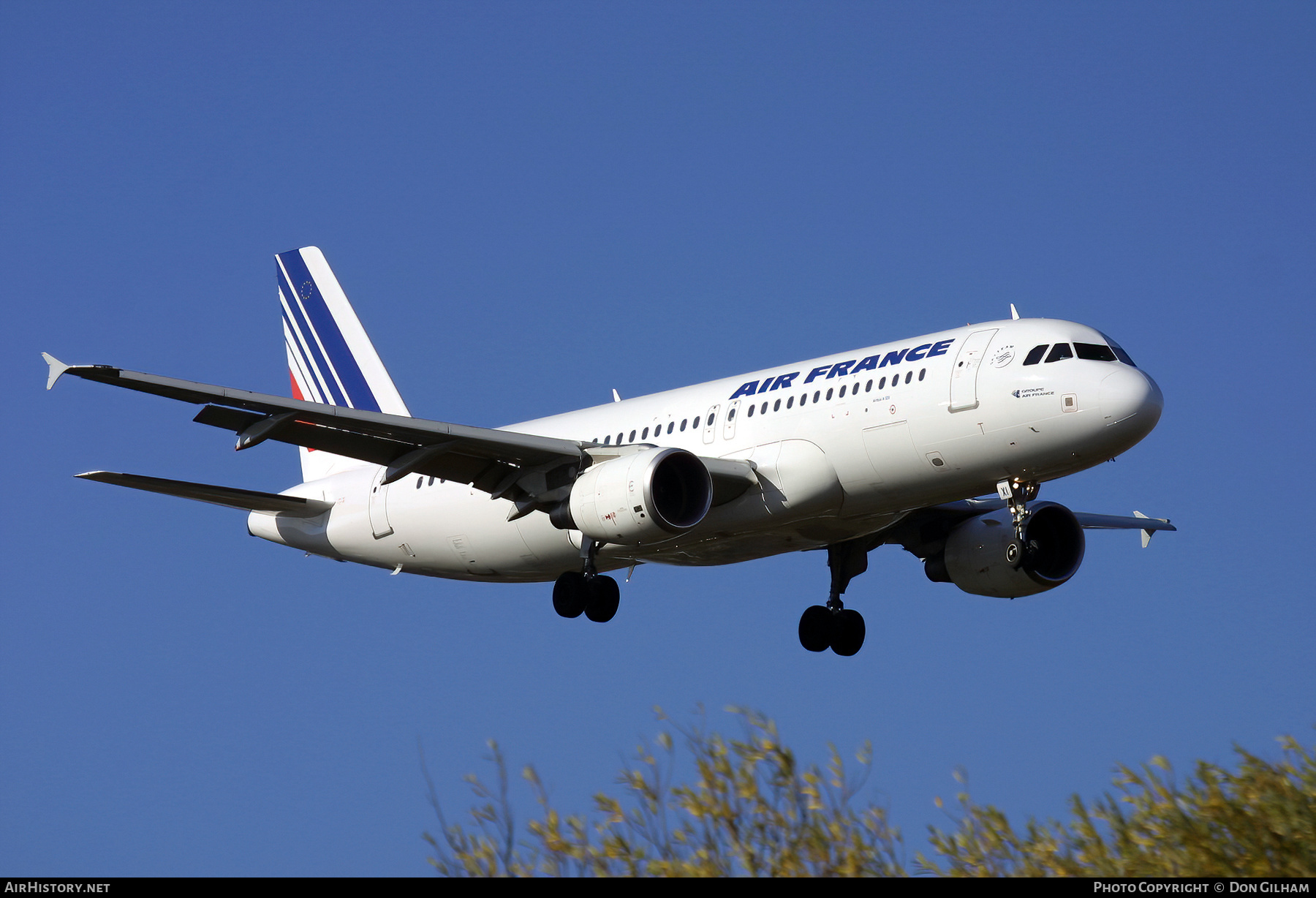 Aircraft Photo of F-GKXI | Airbus A320-214 | Air France | AirHistory.net #332912